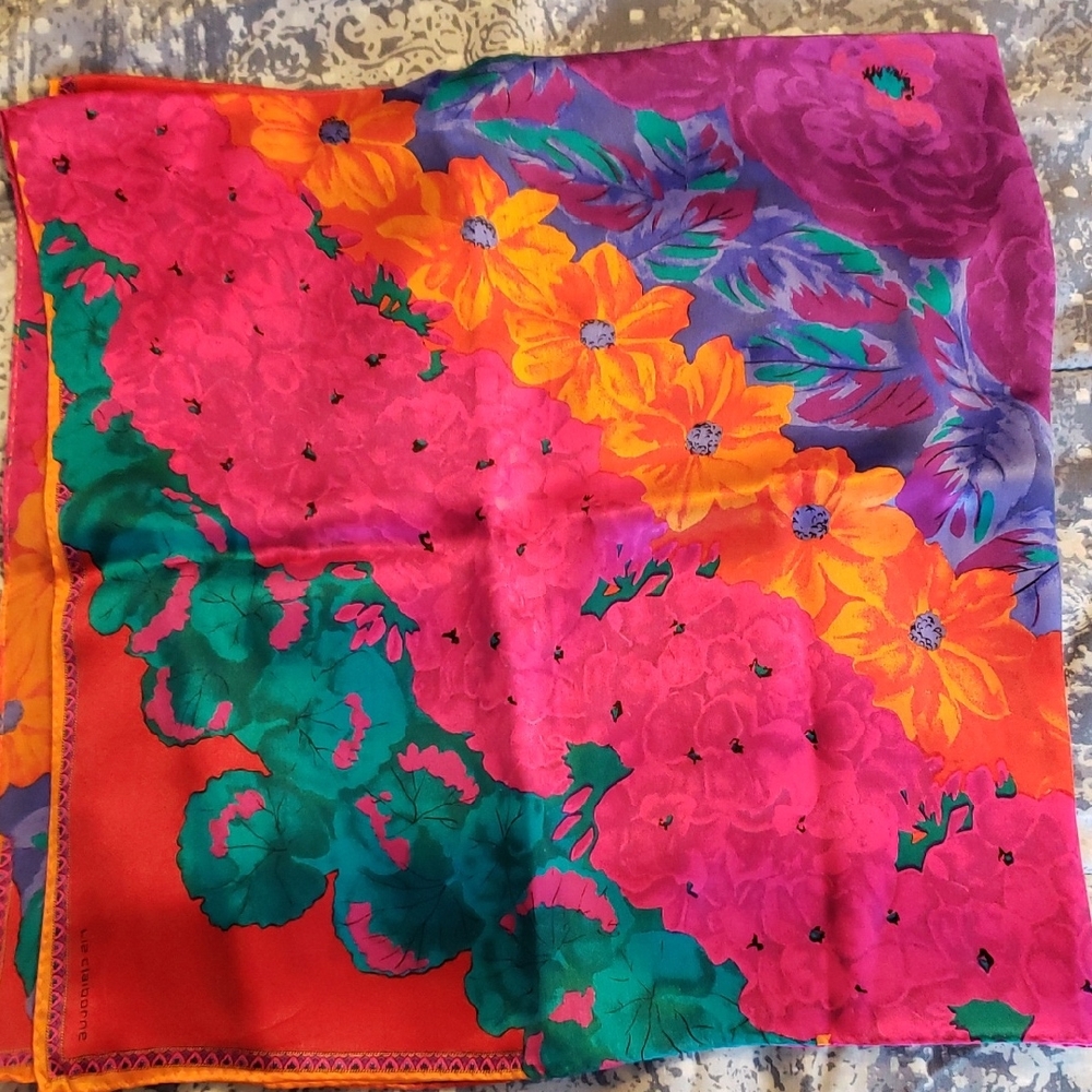 Liz Claiborne Floral Scarf NWT